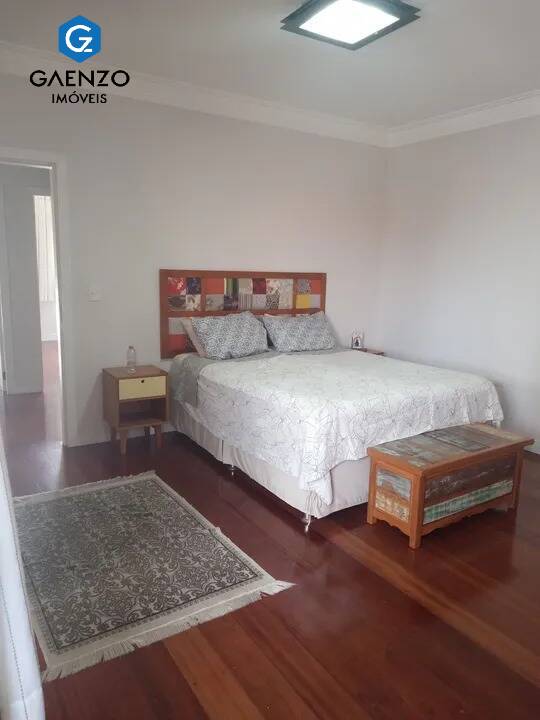 Sobrado à venda com 3 quartos, 190m² - Foto 8