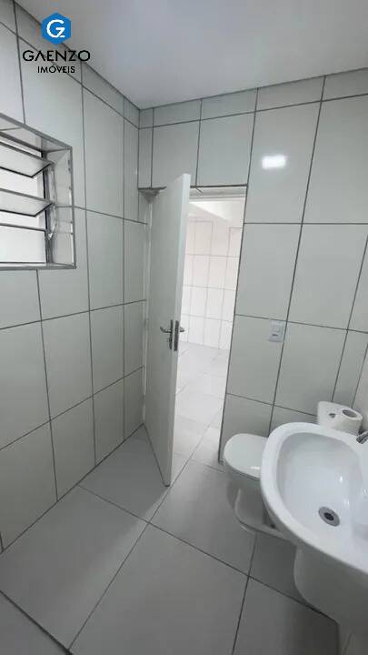 Casa à venda com 2 quartos, 107m² - Foto 14