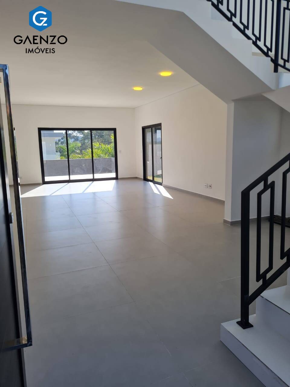 Casa de Condomínio à venda com 4 quartos, 255m² - Foto 31