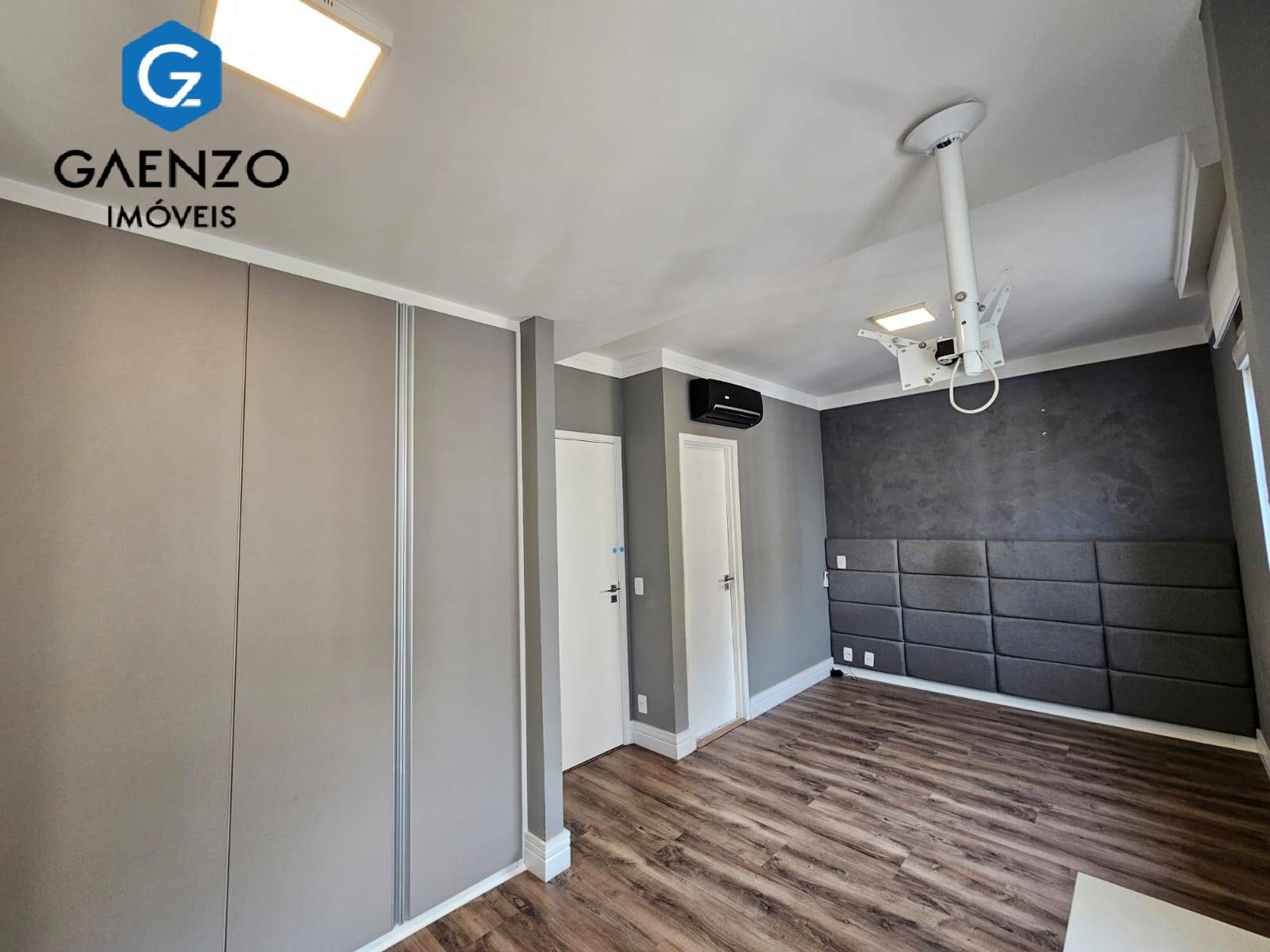 Apartamento à venda com 2 quartos, 81m² - Foto 13