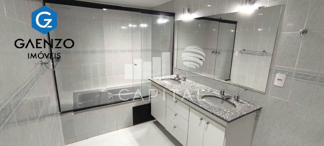 Apartamento para alugar com 3 quartos, 165m² - Foto 17