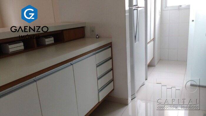 Apartamento para alugar com 2 quartos, 80m² - Foto 8