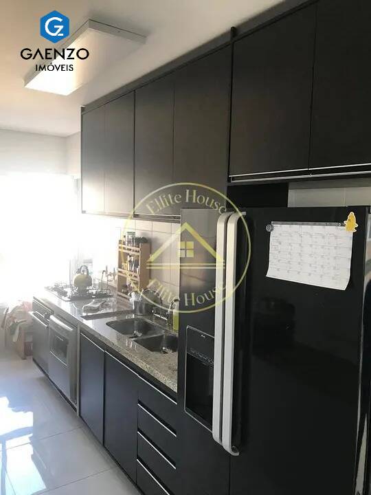 Apartamento à venda com 3 quartos, 186m² - Foto 1