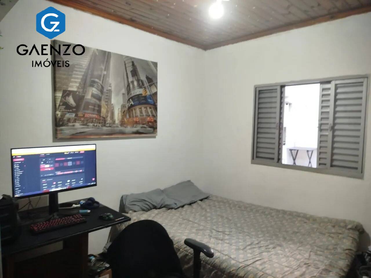 Casa à venda com 2 quartos, 127m² - Foto 4