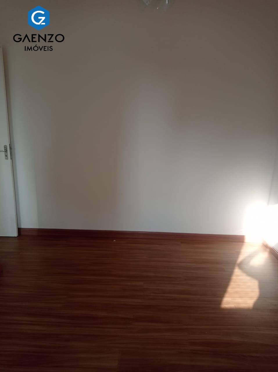 Apartamento à venda com 2 quartos, 62m² - Foto 13