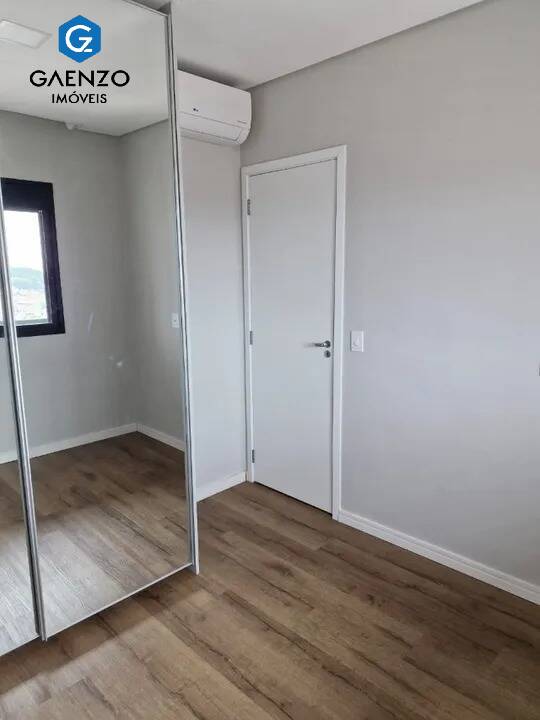 Apartamento à venda com 2 quartos, 42m² - Foto 5