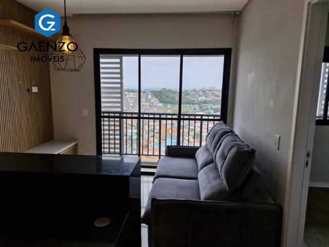 Apartamento à venda com 2 quartos, 42m² - Foto 2