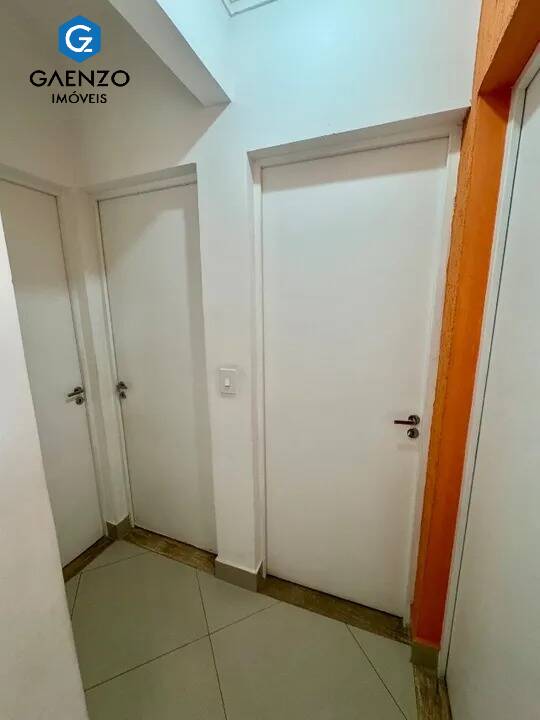 Apartamento à venda com 3 quartos, 68m² - Foto 4