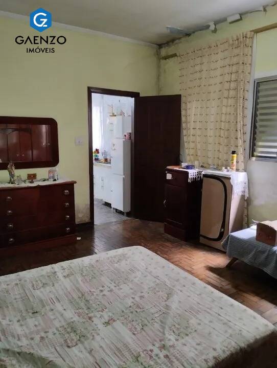 Casa à venda com 3 quartos, 330m² - Foto 8