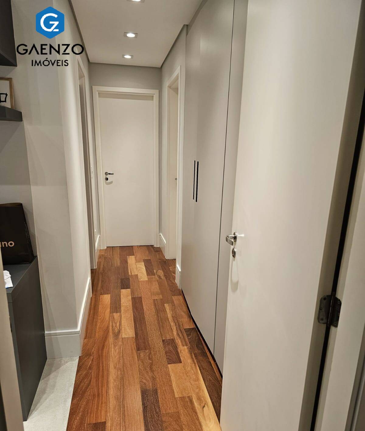 Apartamento à venda com 3 quartos, 170m² - Foto 5