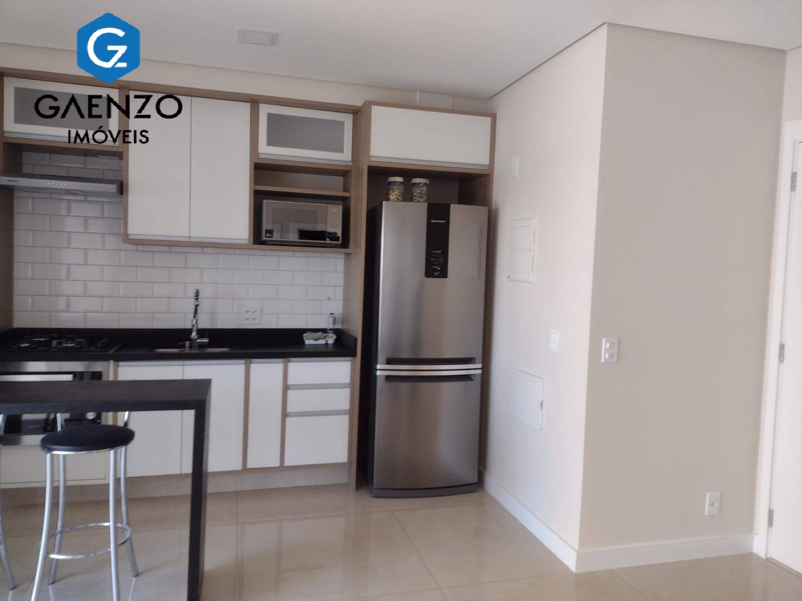 Apartamento à venda com 1 quarto, 41m² - Foto 27