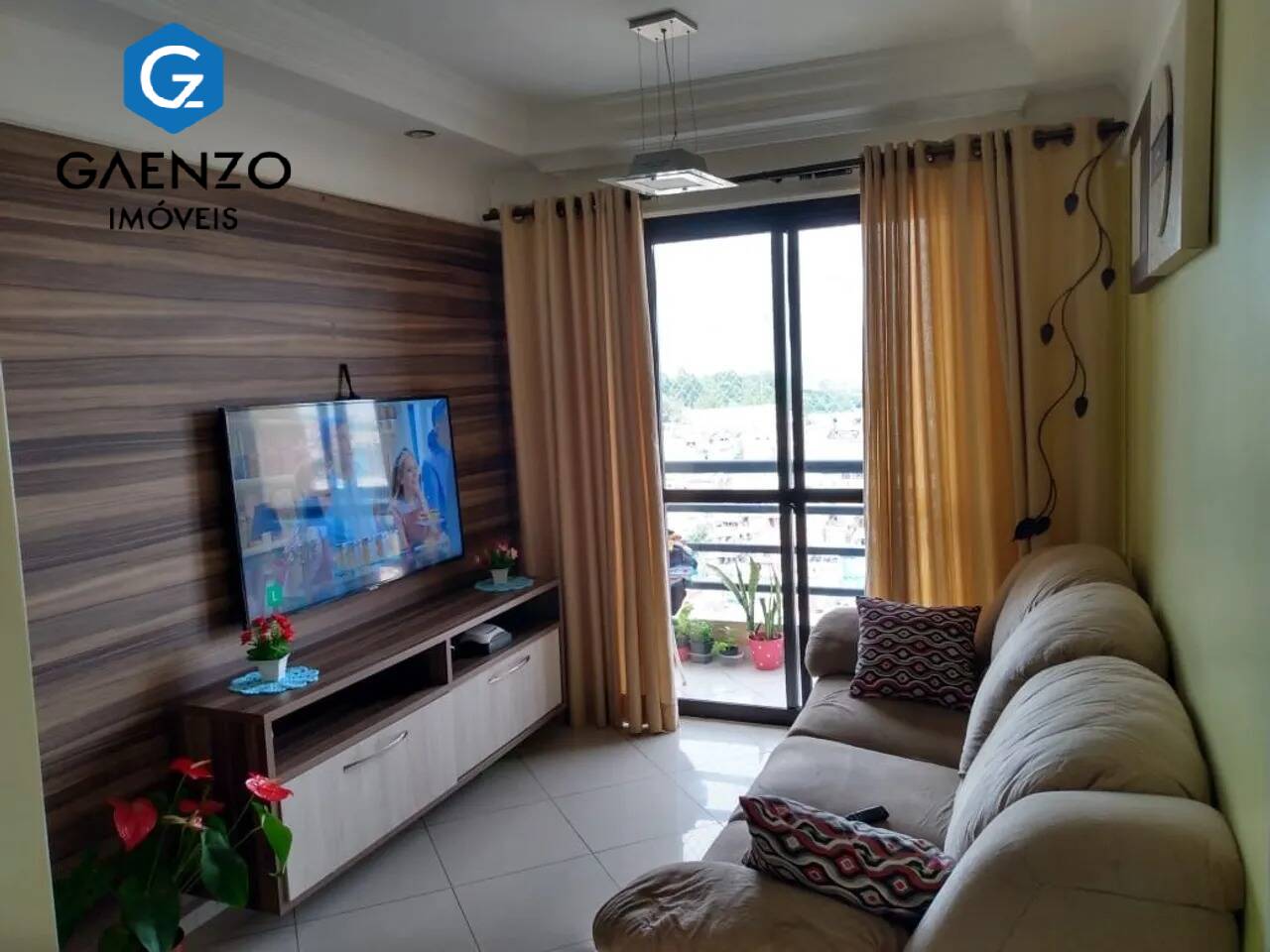 Apartamento à venda com 2 quartos, 62m² - Foto 1