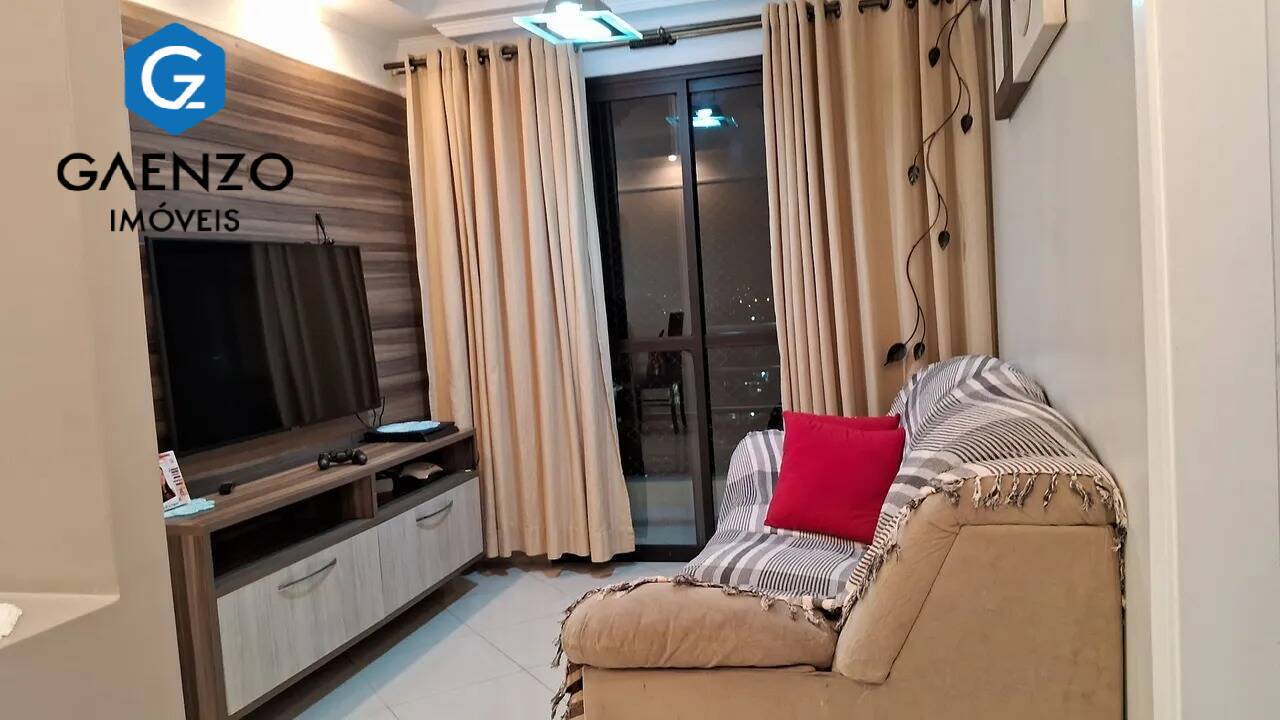 Apartamento à venda com 2 quartos, 62m² - Foto 12