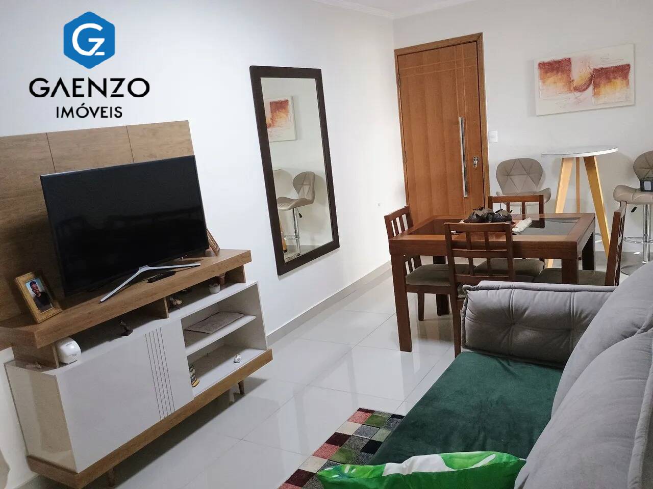 Apartamento à venda com 3 quartos, 70m² - Foto 2