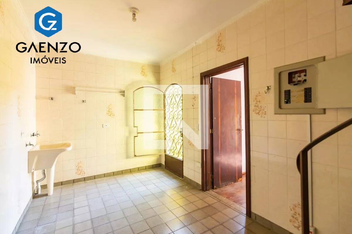 Casa à venda com 1 quarto, 122m² - Foto 10