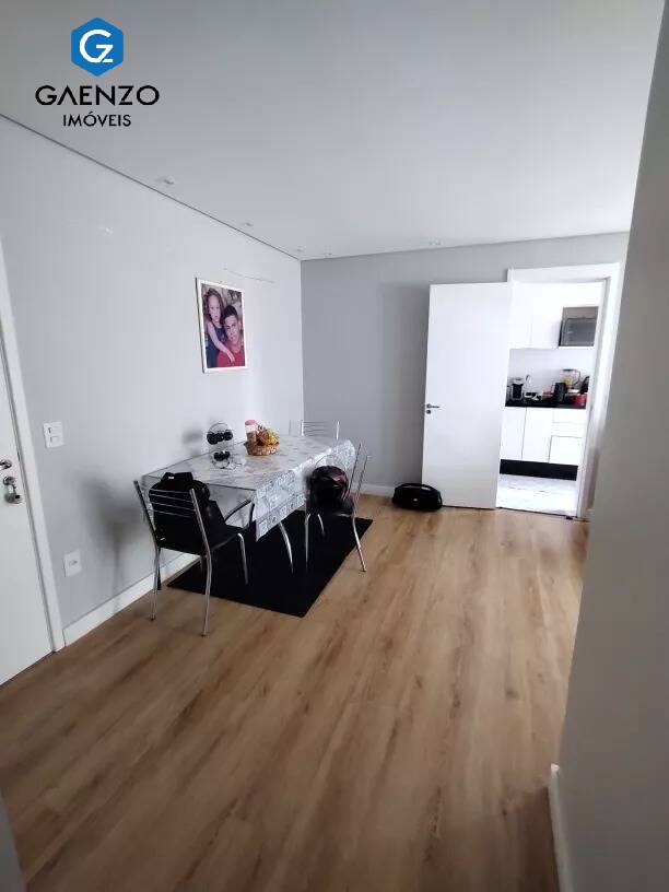 Apartamento à venda com 3 quartos, 98m² - Foto 8