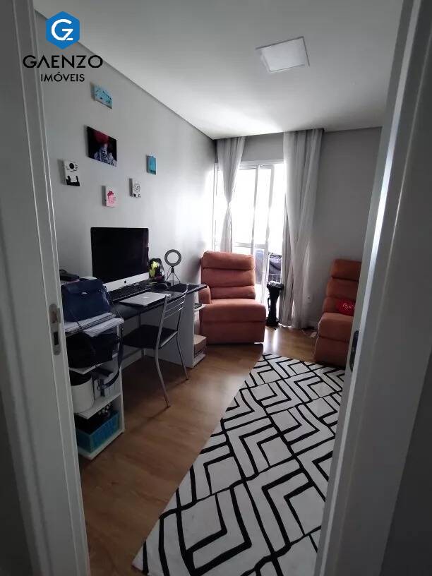 Apartamento à venda com 3 quartos, 98m² - Foto 9