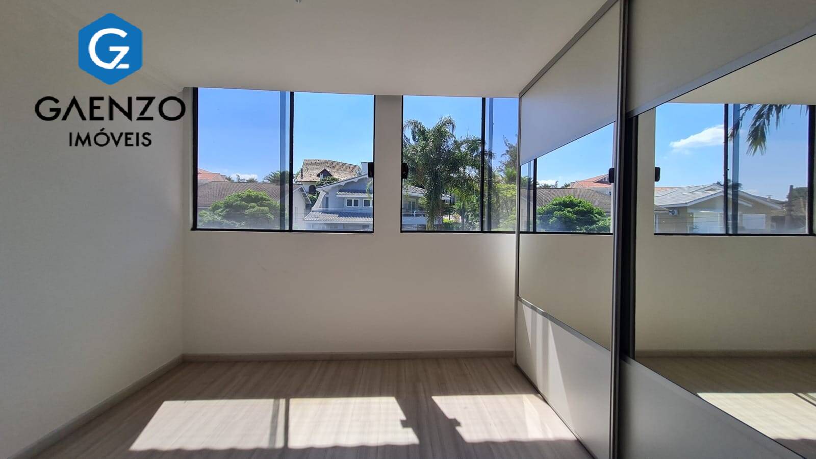 Casa à venda com 5 quartos, 850m² - Foto 23