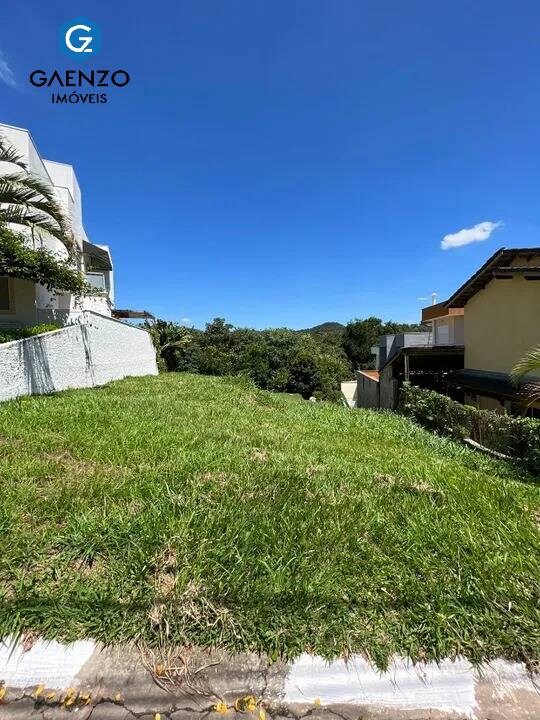 Terreno à venda, 596m² - Foto 1