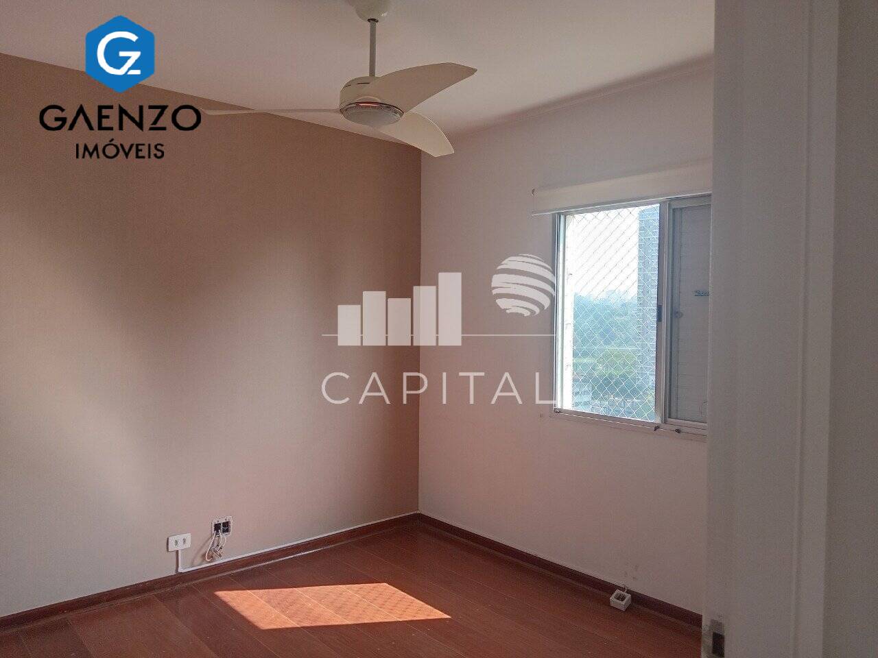 Apartamento para alugar com 3 quartos, 82m² - Foto 11