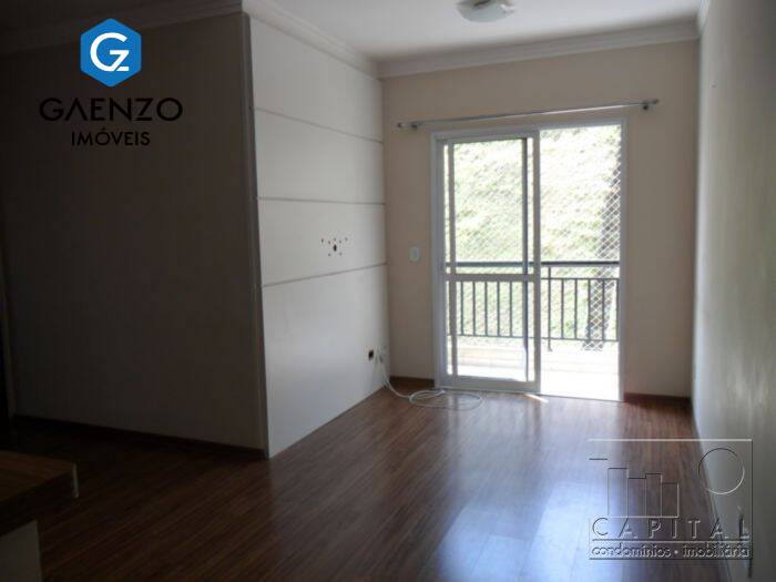 Apartamento à venda com 3 quartos, 72m² - Foto 1