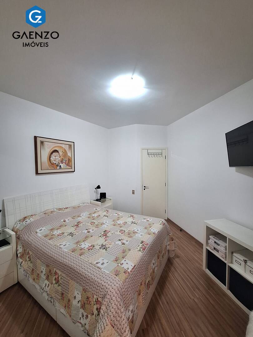 Apartamento à venda com 3 quartos, 579m² - Foto 3