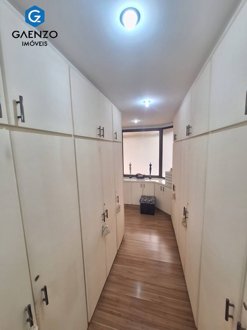 Apartamento à venda com 3 quartos, 579m² - Foto 4