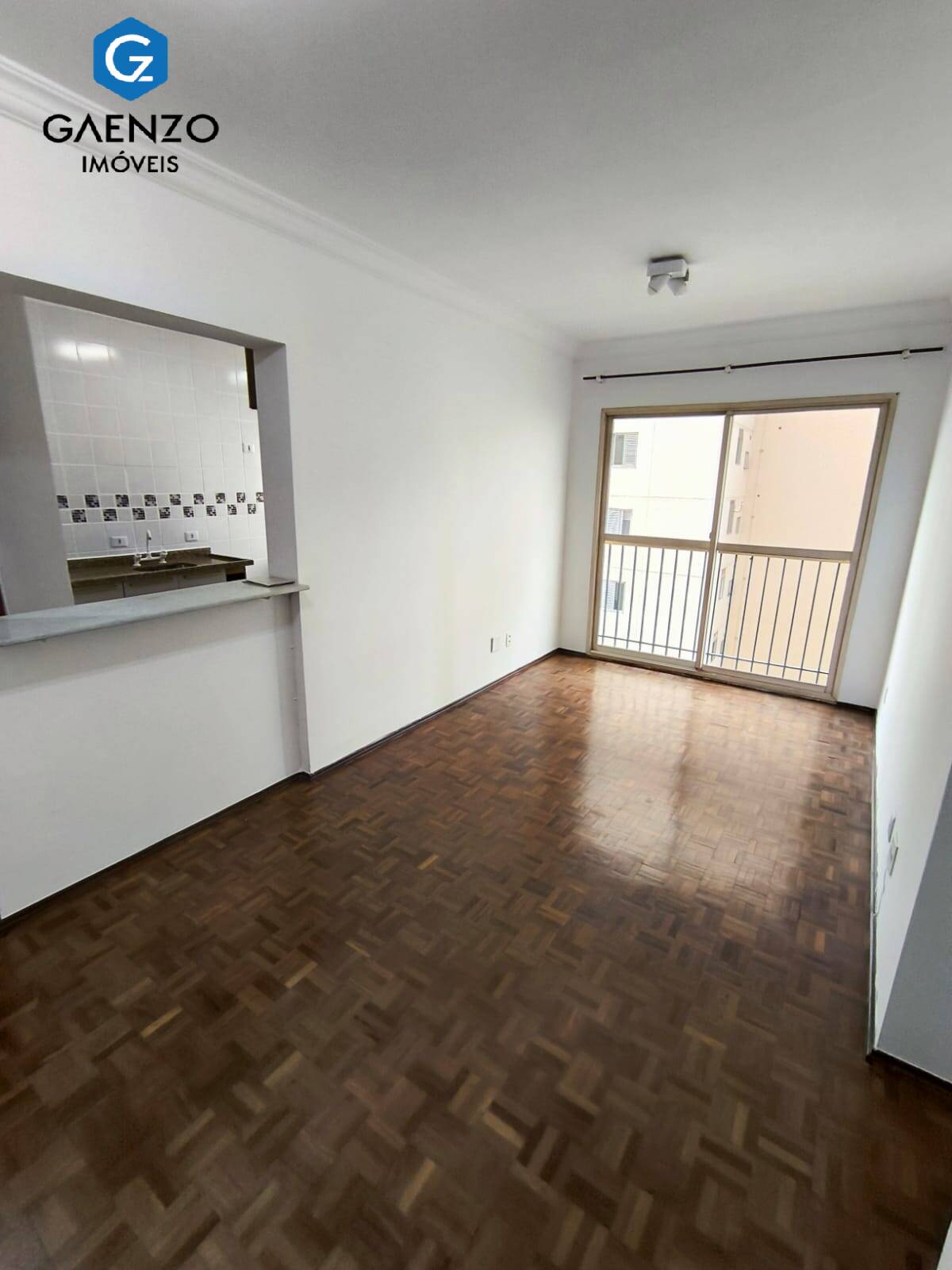 Apartamento à venda com 2 quartos, 57m² - Foto 2