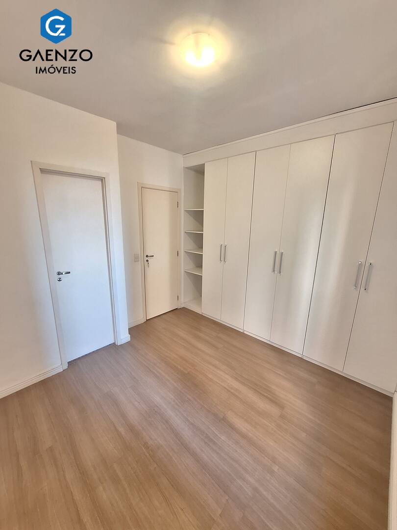 Apartamento à venda com 3 quartos, 85m² - Foto 3