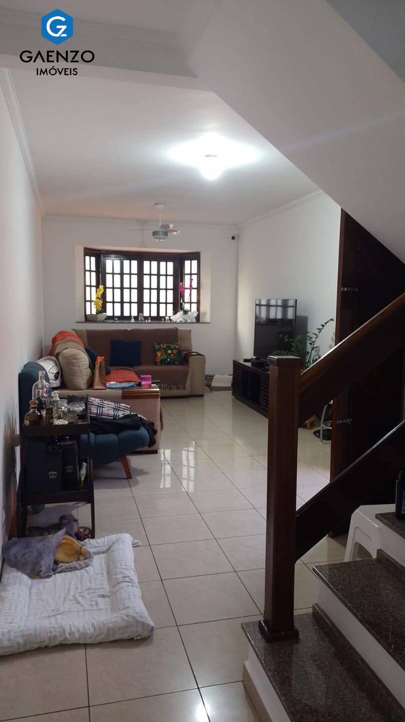 Sobrado à venda com 3 quartos, 329m² - Foto 19