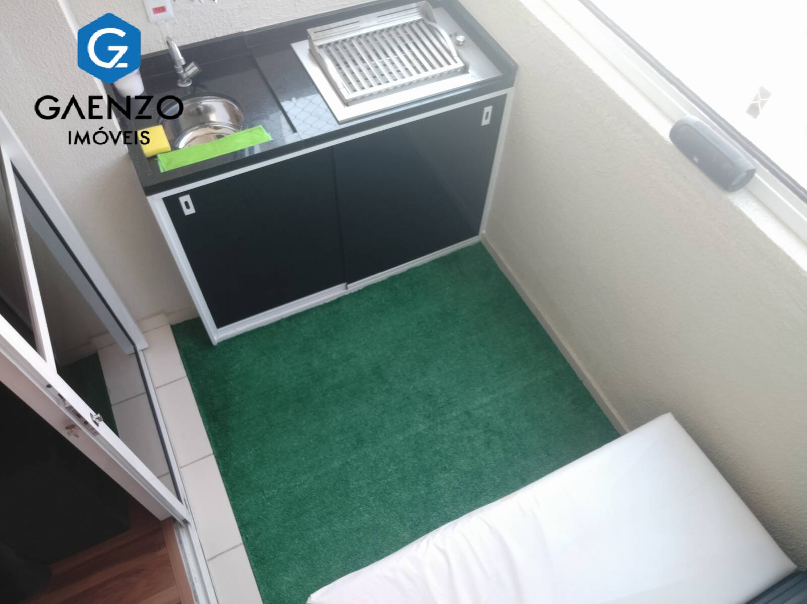 Apartamento à venda com 2 quartos, 50m² - Foto 2