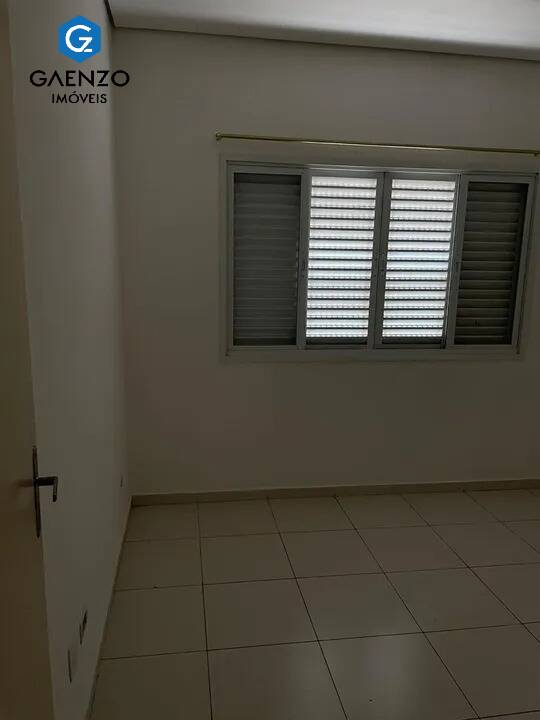 Casa à venda com 2 quartos, 125m² - Foto 7