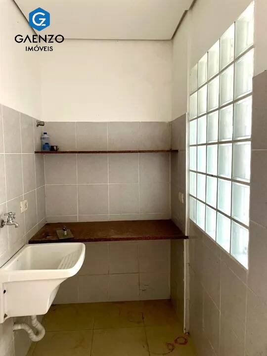 Casa à venda com 2 quartos, 125m² - Foto 17