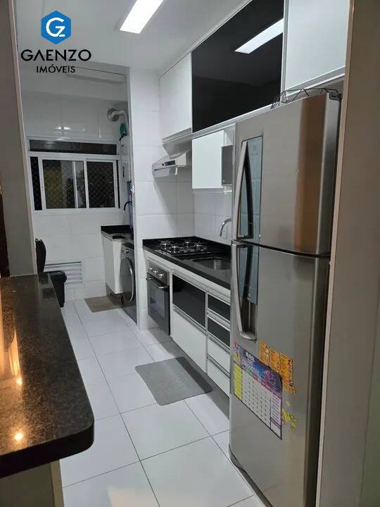 Apartamento à venda com 2 quartos, 57m² - Foto 10