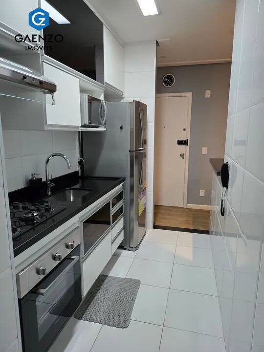 Apartamento à venda com 2 quartos, 57m² - Foto 11