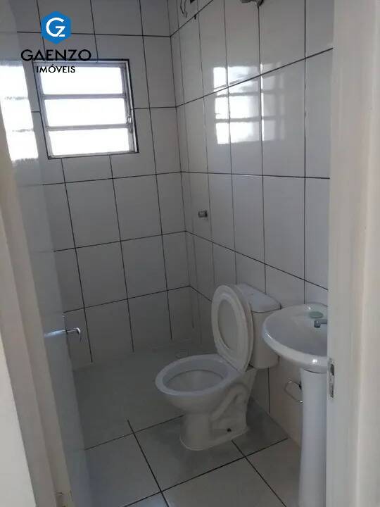 Casa à venda com 3 quartos, 230m² - Foto 8