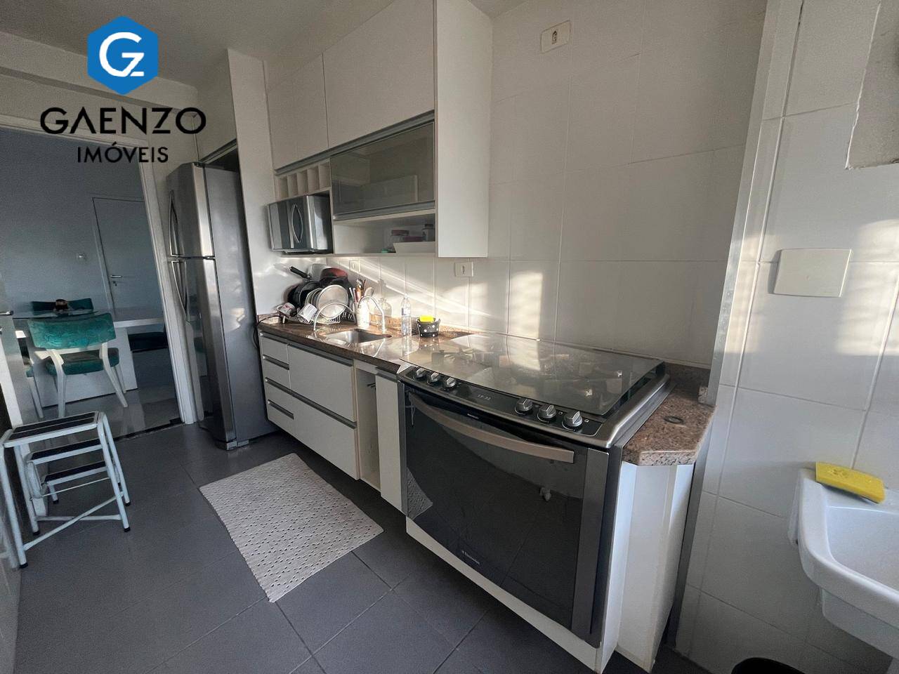 Apartamento à venda com 3 quartos, 75m² - Foto 6