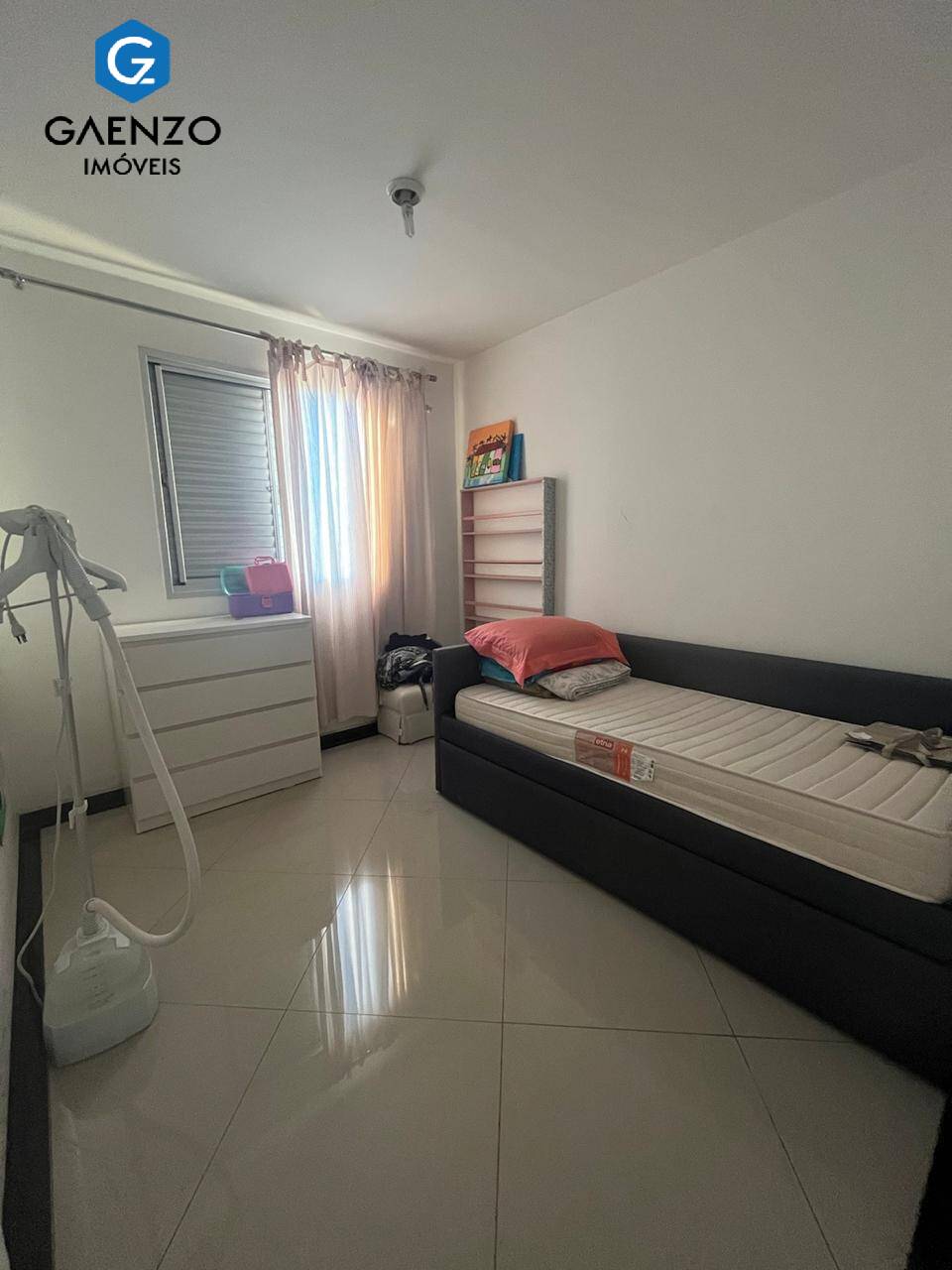 Apartamento à venda com 3 quartos, 75m² - Foto 7