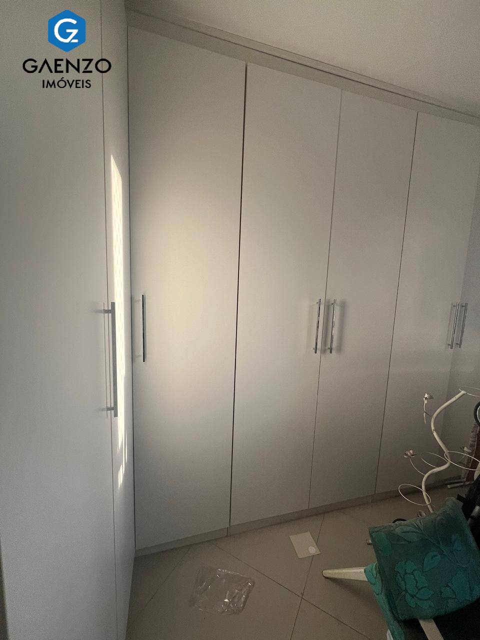 Apartamento à venda com 3 quartos, 75m² - Foto 13