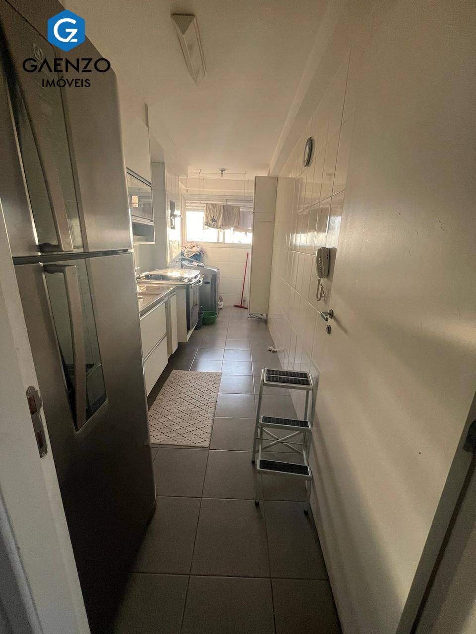 Apartamento à venda com 3 quartos, 75m² - Foto 17