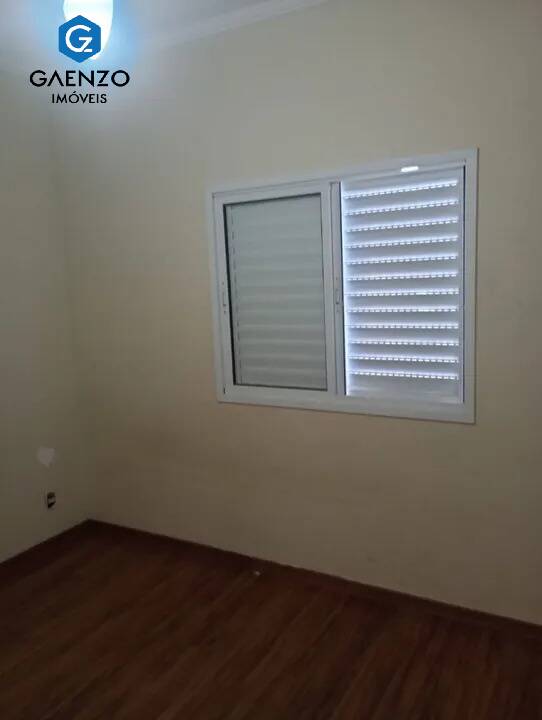 Apartamento para alugar com 2 quartos, 57m² - Foto 4