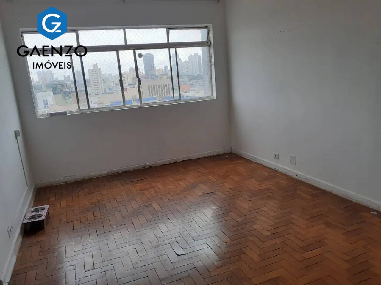 Apartamento à venda com 2 quartos, 76m² - Foto 1