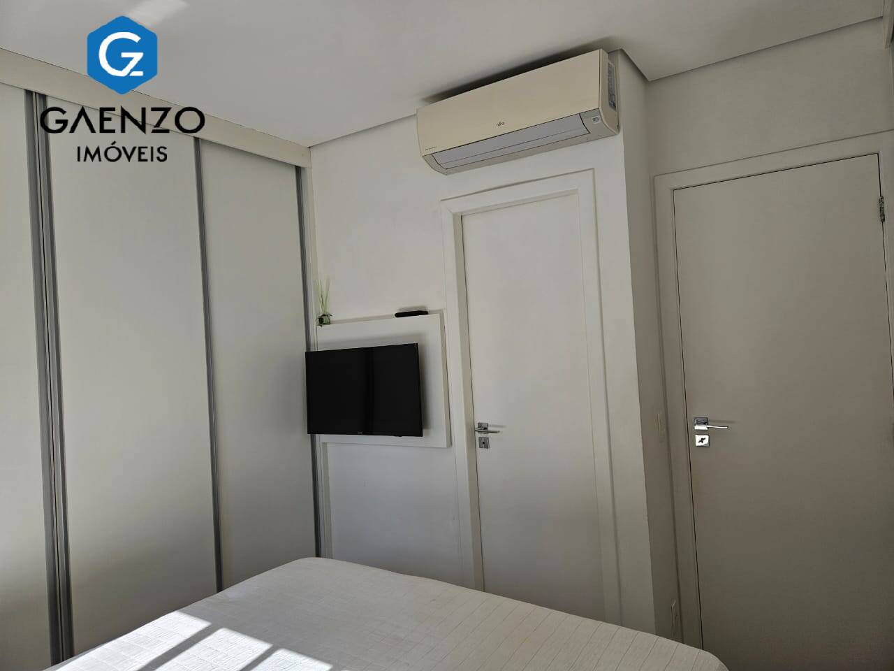 Apartamento à venda com 2 quartos, 90m² - Foto 7