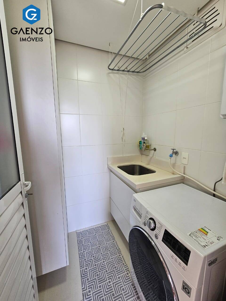 Apartamento à venda com 2 quartos, 90m² - Foto 13