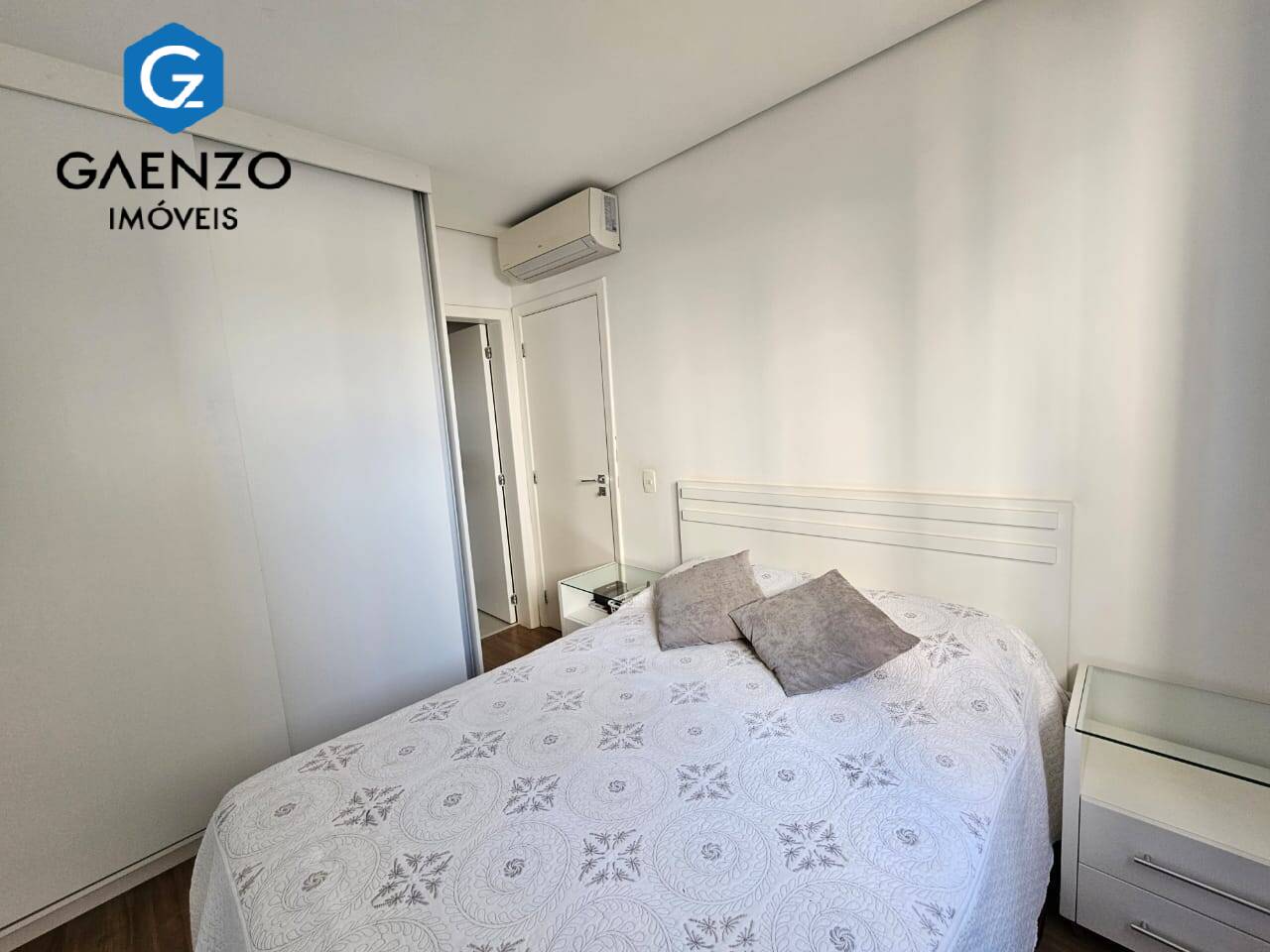 Apartamento à venda com 2 quartos, 90m² - Foto 17