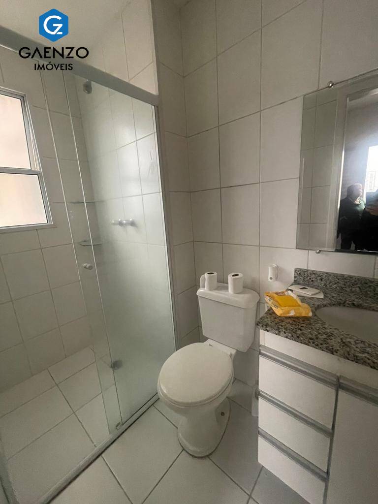 Apartamento à venda com 2 quartos, 75m² - Foto 3