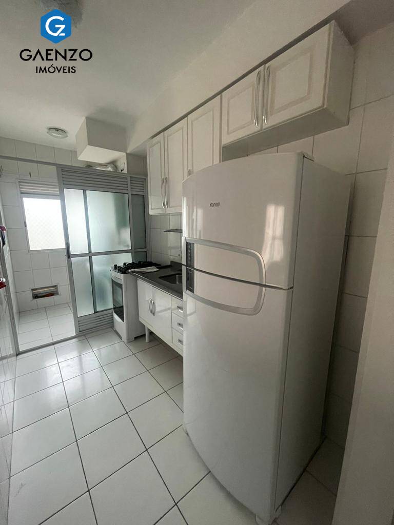 Apartamento à venda com 2 quartos, 75m² - Foto 12