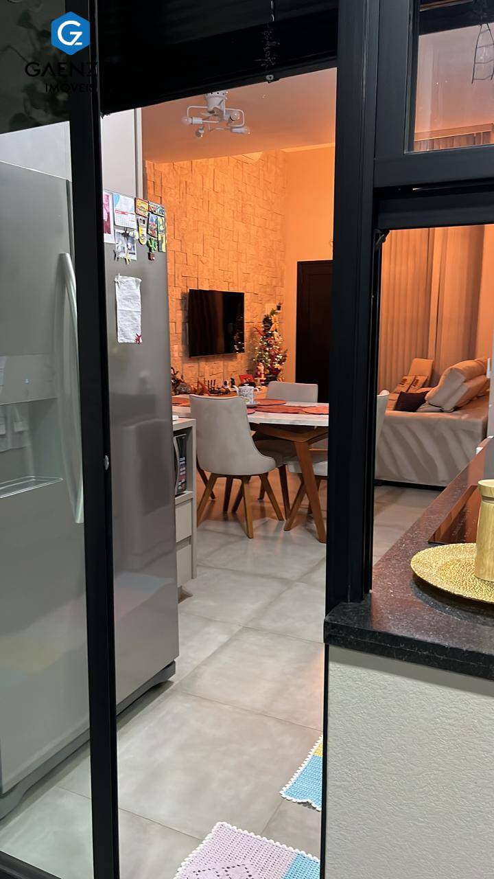 Casa de Condomínio à venda com 3 quartos, 207m² - Foto 31