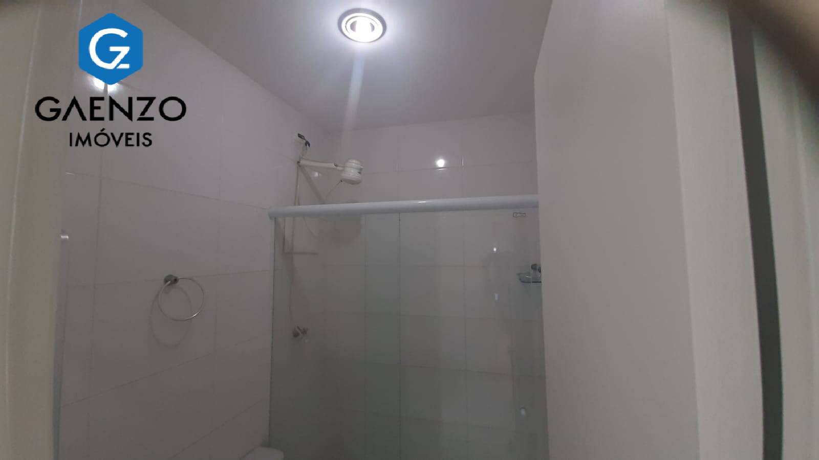 Apartamento à venda com 3 quartos, 202m² - Foto 11