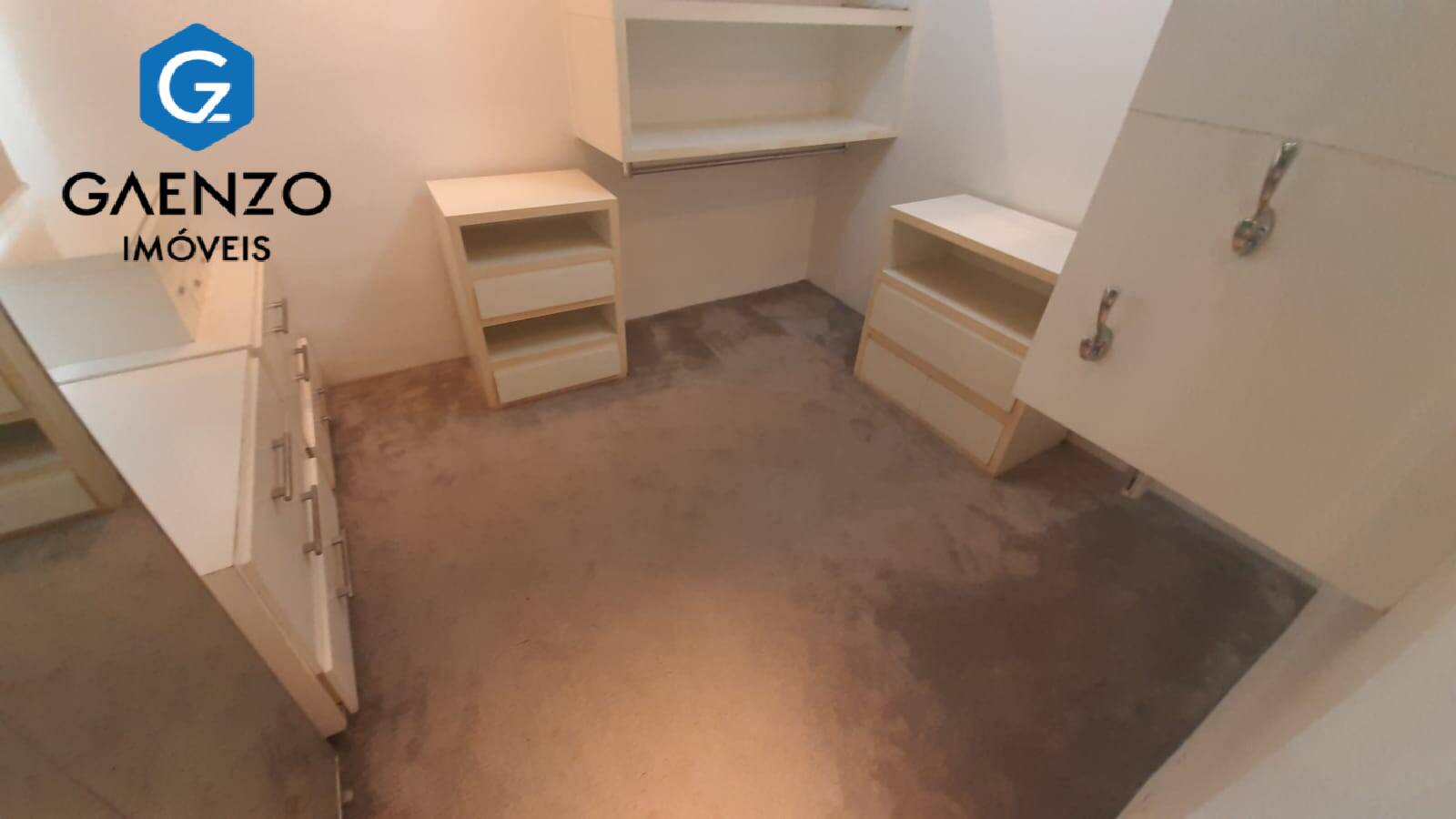 Apartamento à venda com 3 quartos, 202m² - Foto 34